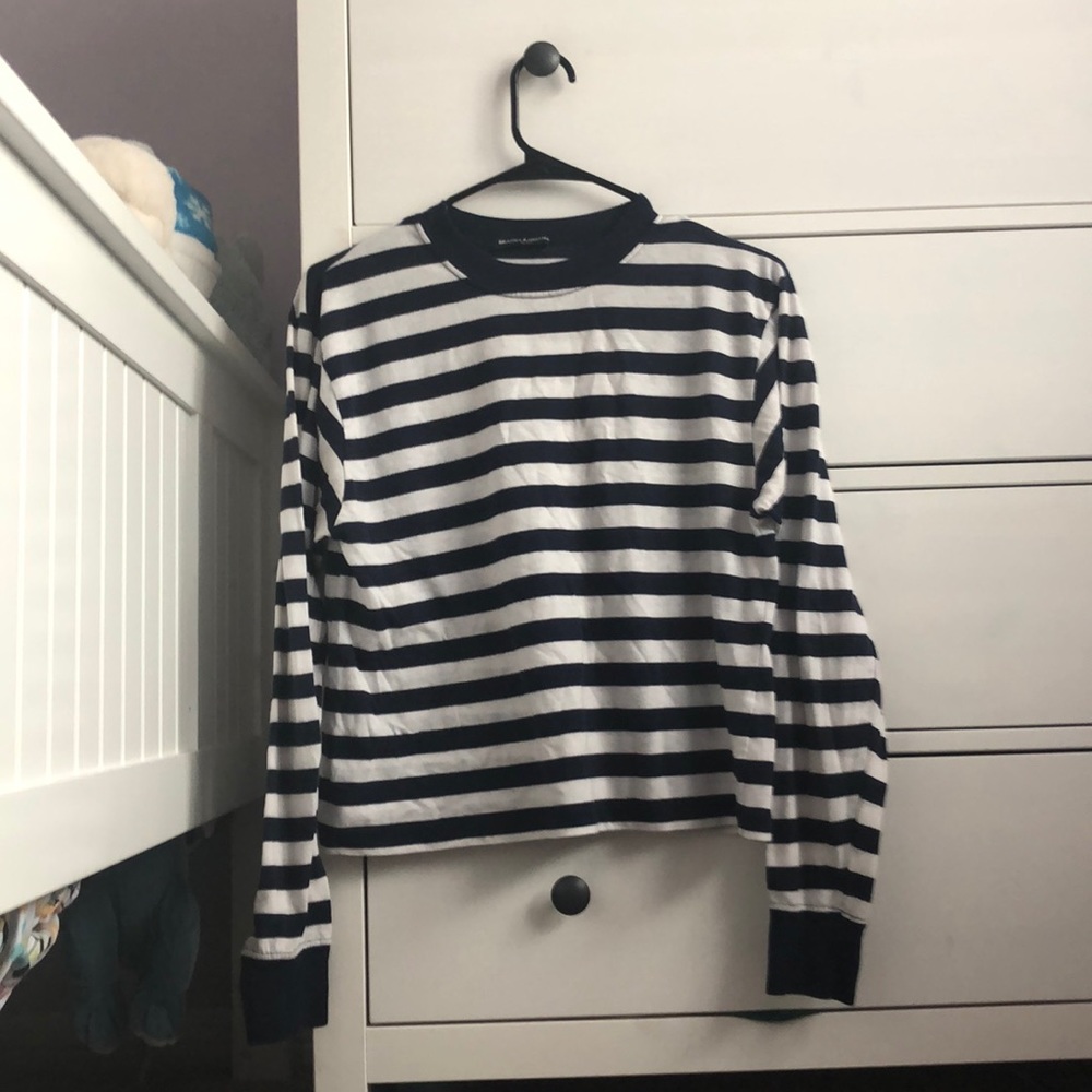 striped brandy melville top!